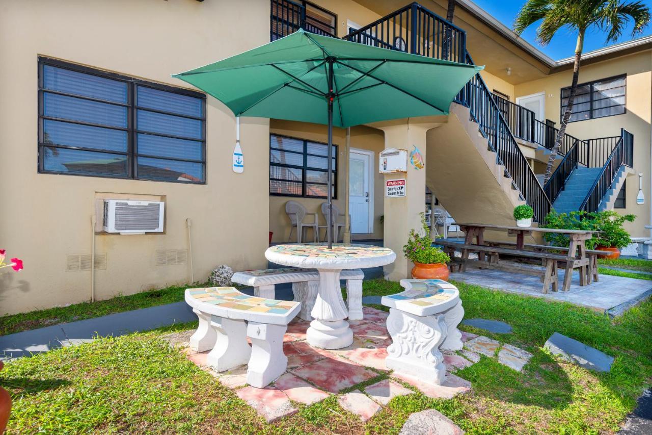 Tropic Isle Hotel & Apartment Голливуд Экстерьер фото