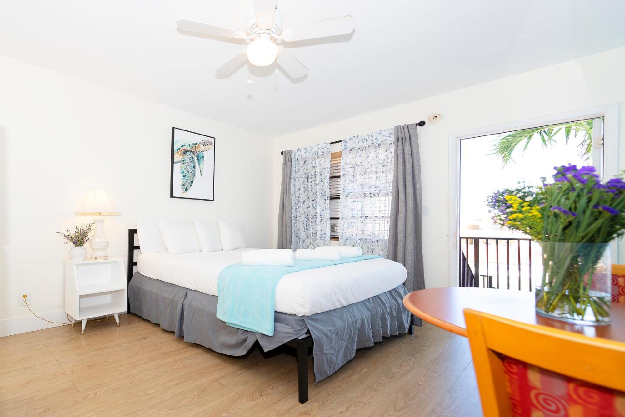 Tropic Isle Hotel & Apartment Голливуд Экстерьер фото